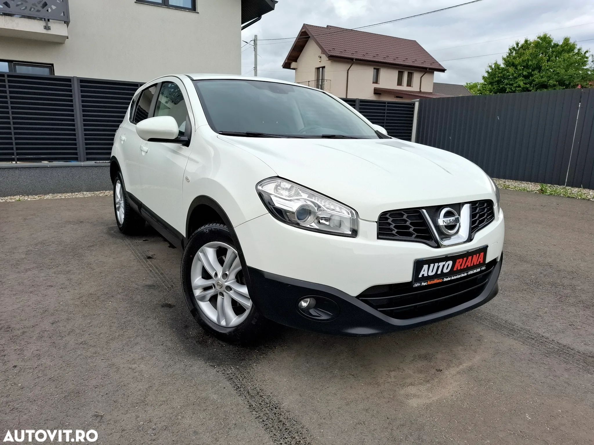 Nissan Qashqai 1.5 DCI ACENTA - 1