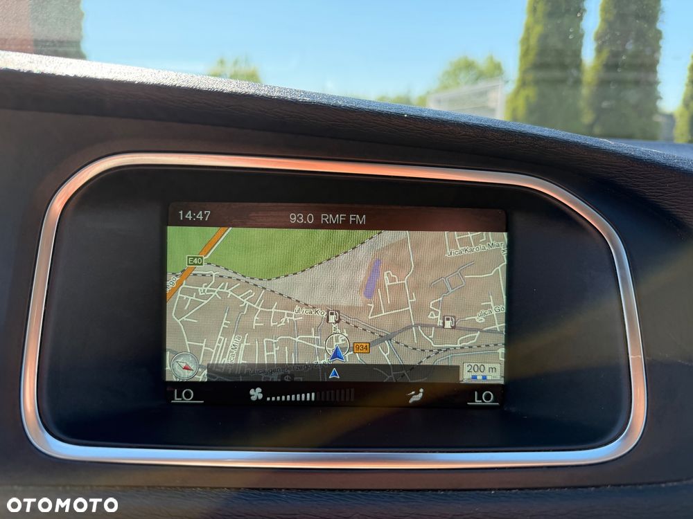 Volvo V40 D2 Momentum - 16