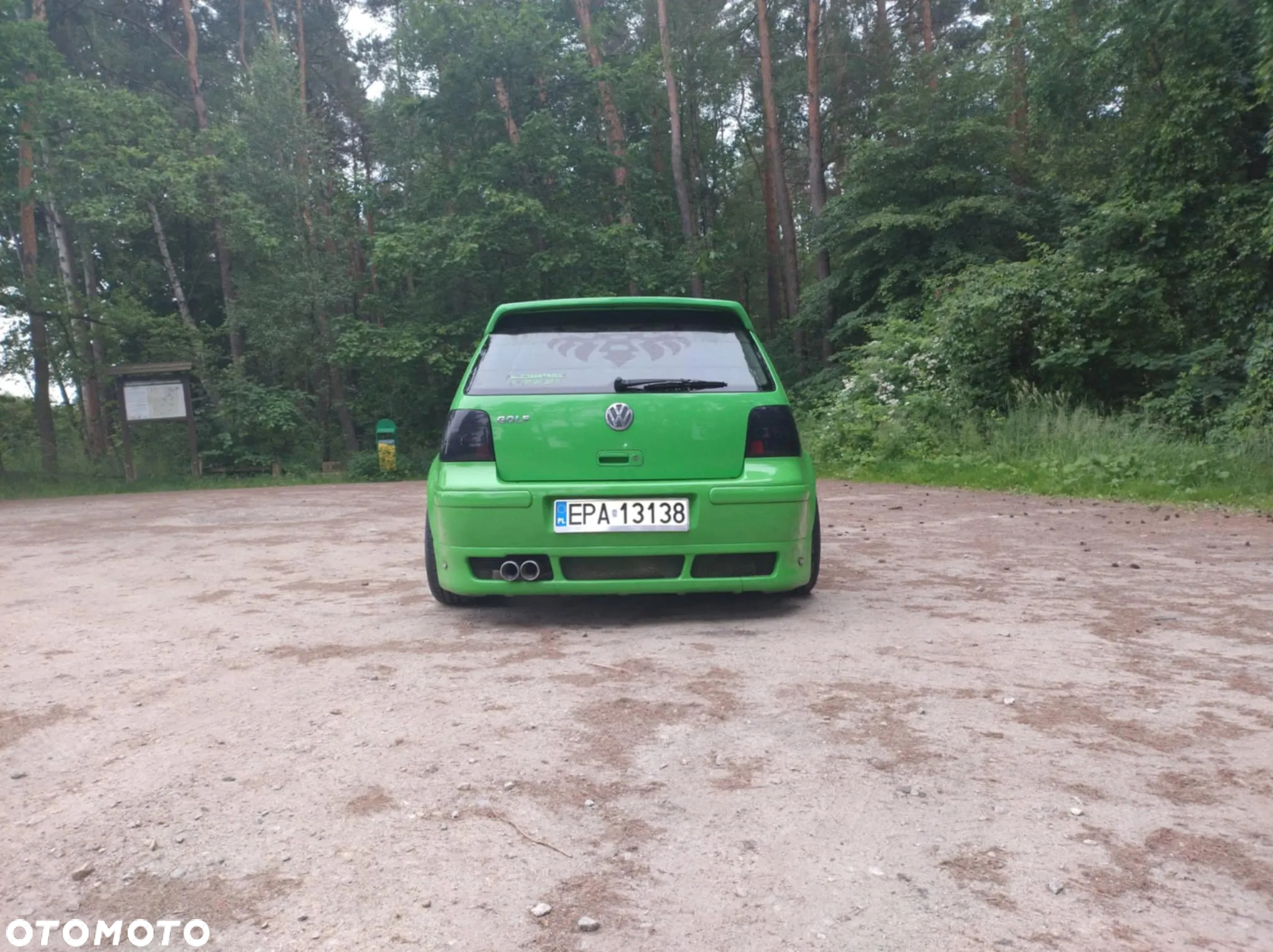 Volkswagen Golf - 10