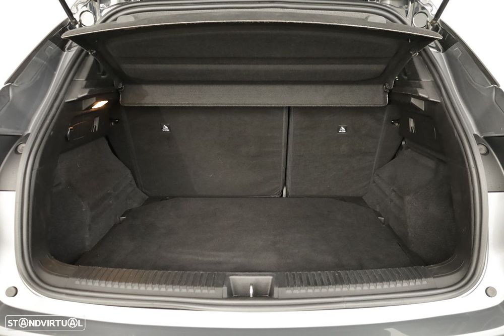 Renault Austral 1.2 E-Tech Techno Espirit - 25