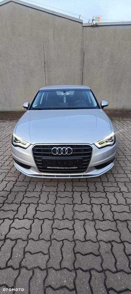 Audi A3 Limousine 1.6 TDI Ambiente - 16