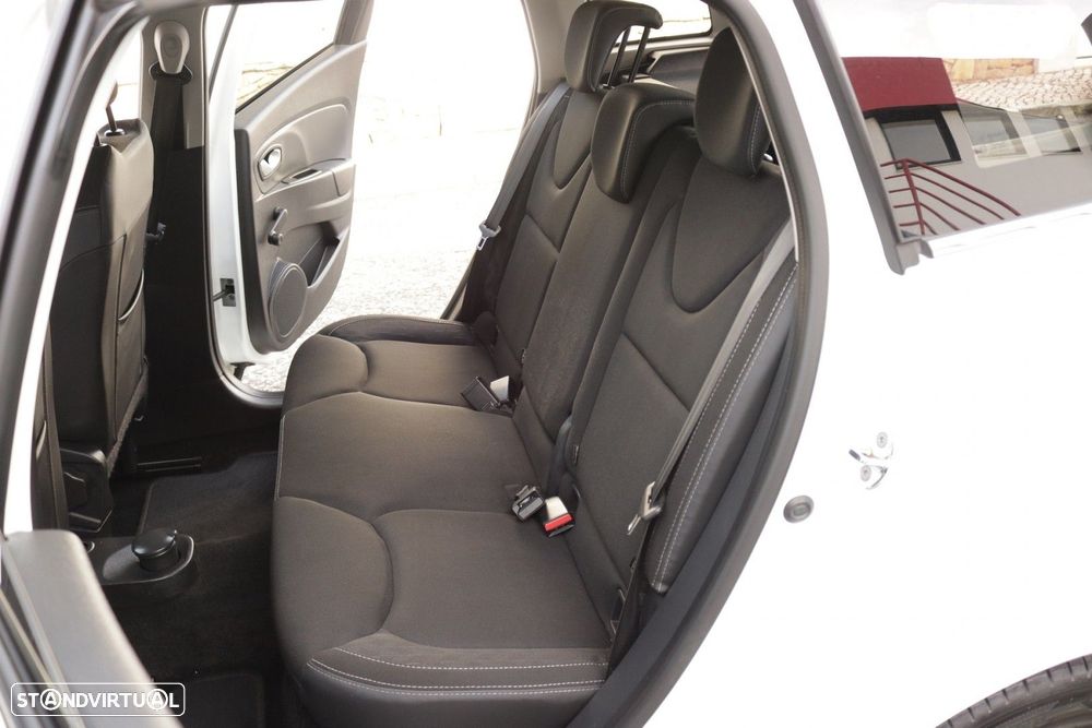 Renault Clio Sport Tourer 1.5 dCi Limited - 23