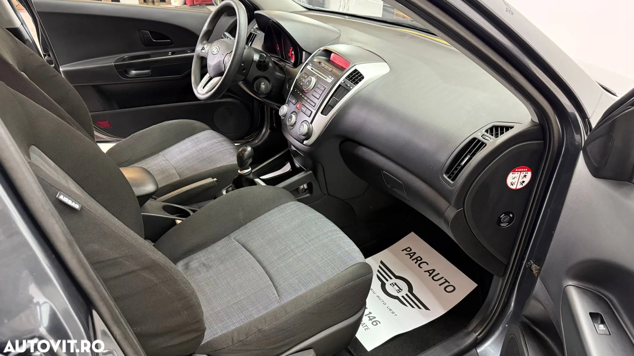 Kia Ceed 1.4 CVVT Attract - 8