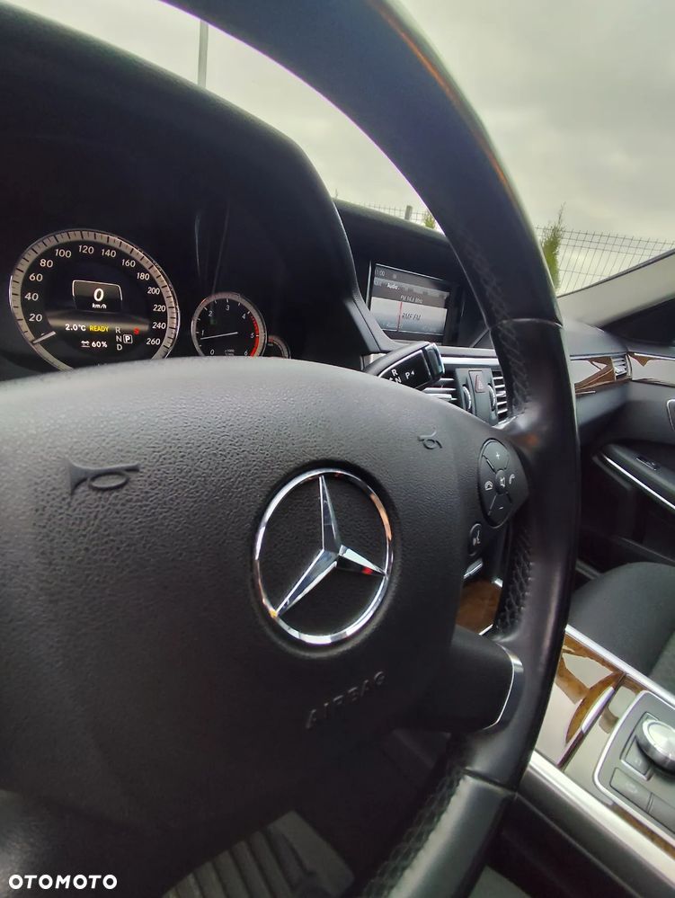 Mercedes-Benz Klasa E - 17