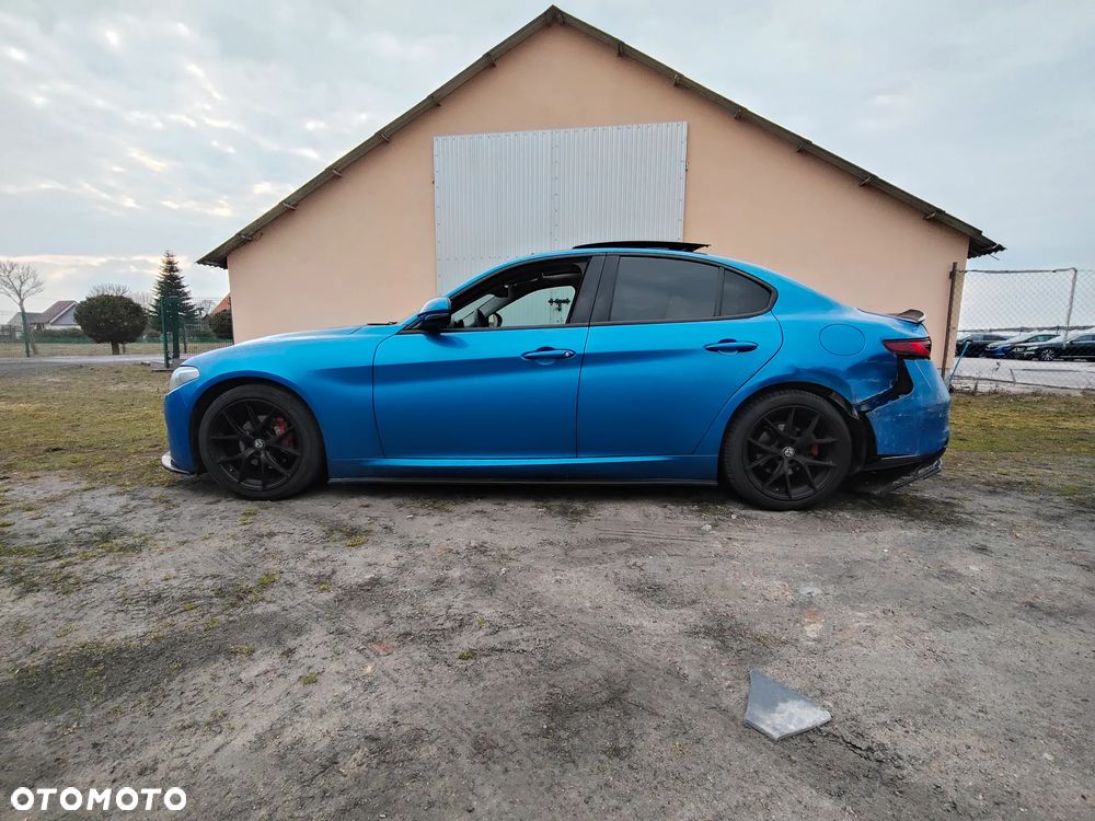 Alfa Romeo Giulia 2.2 D Turbo Super - 9