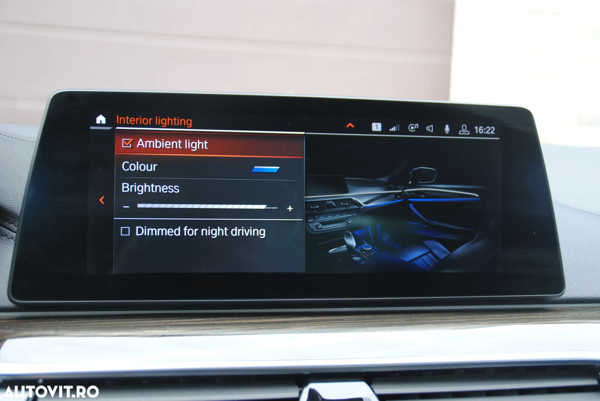 BMW Seria 5 520i AT - 33