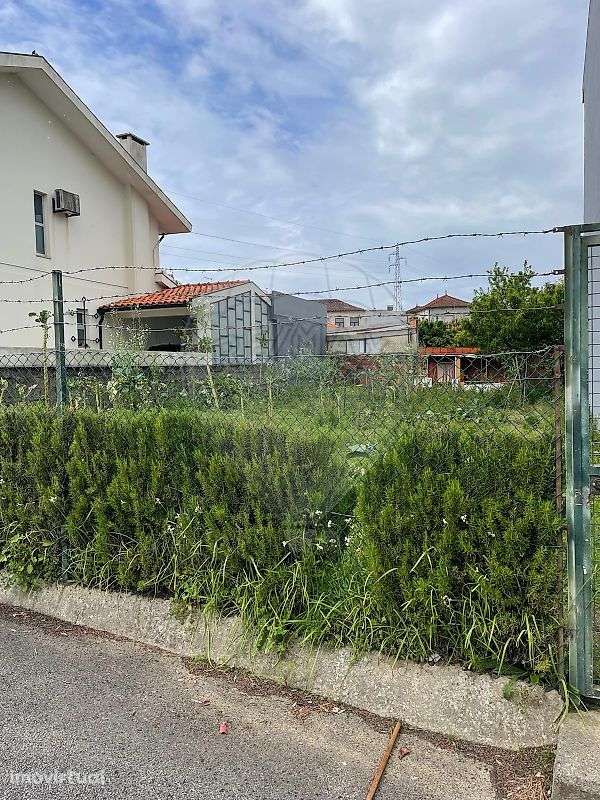 Terreno  para venda - Grande imagem: 2/5