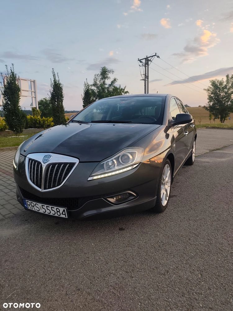 Lancia Delta 1.4 T-Jet Oro - 2