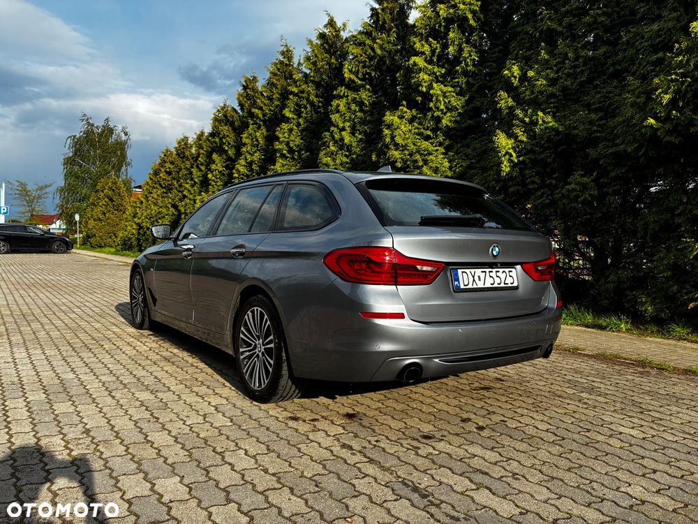 BMW Seria 5 520d Sport Line - 7