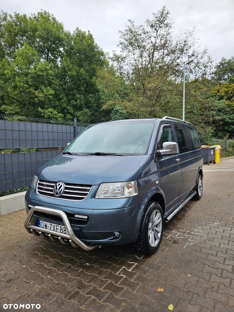 Volkswagen Caravelle - 3