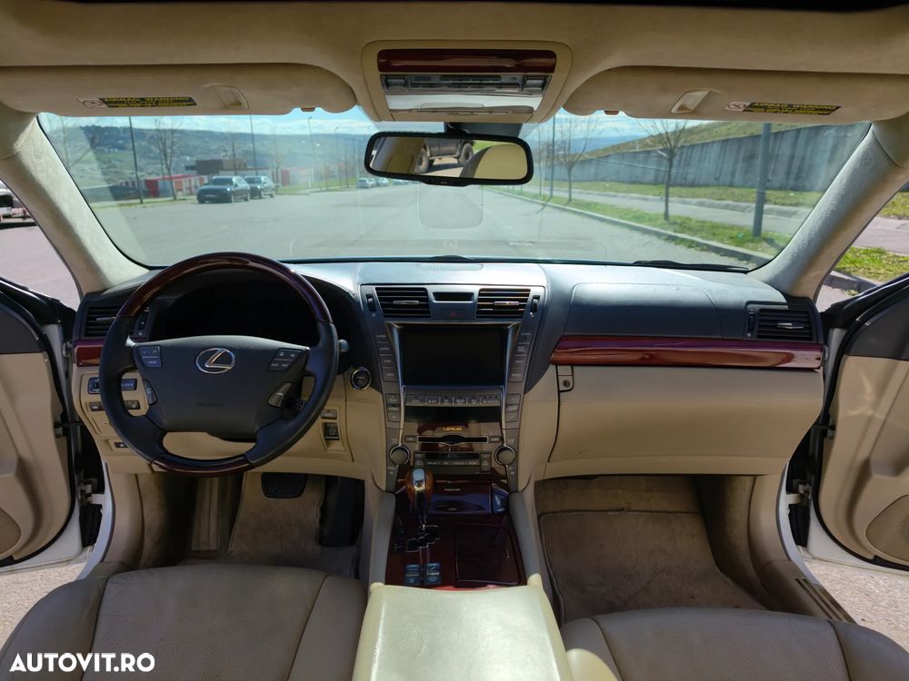 Lexus Seria LS 600hL 5.0 V8 AWD Aut President - 8