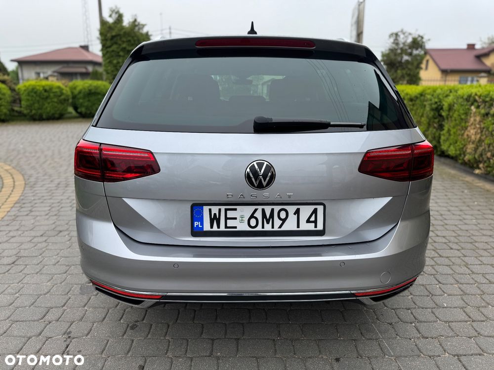 Volkswagen Passat Variant 2.0 TDI EVO Elegance DSG - 6
