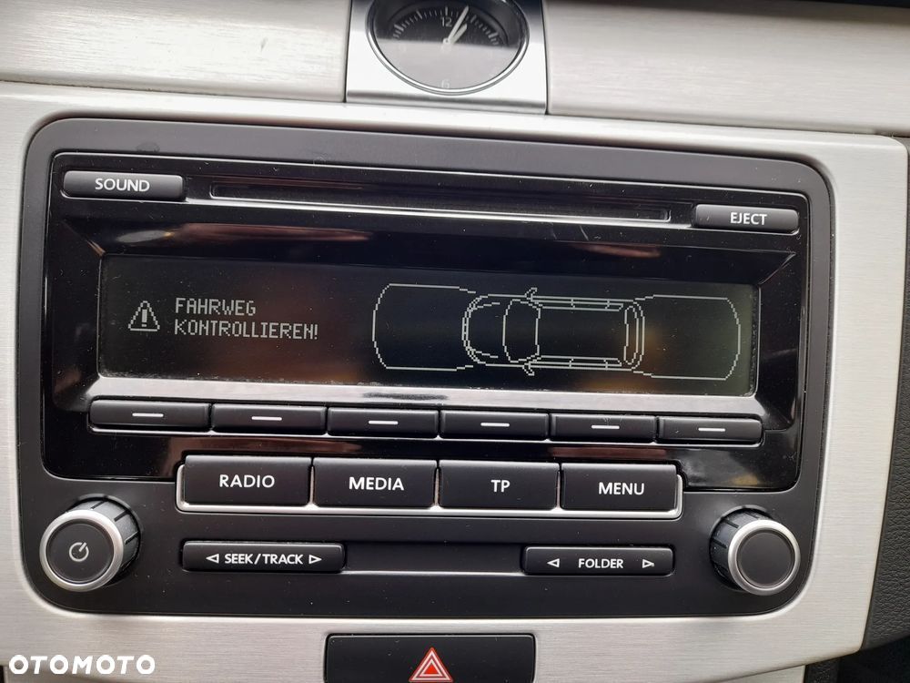 Volkswagen Passat Variant 1.4 TSI BlueMotion Technology R-Line - 19