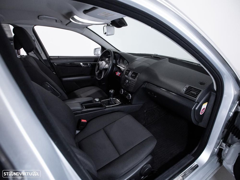 Mercedes-Benz C 220 - 9