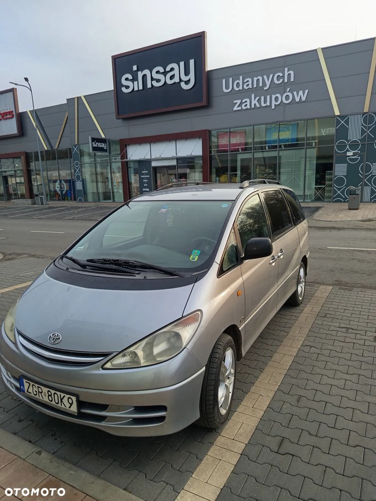 Toyota Previa - 3