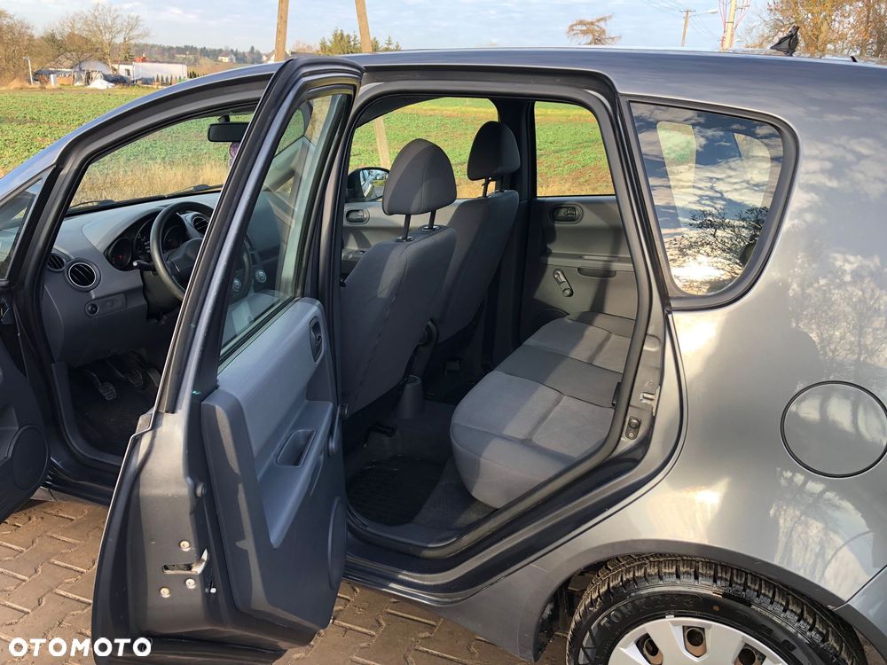 Mitsubishi Colt - 14