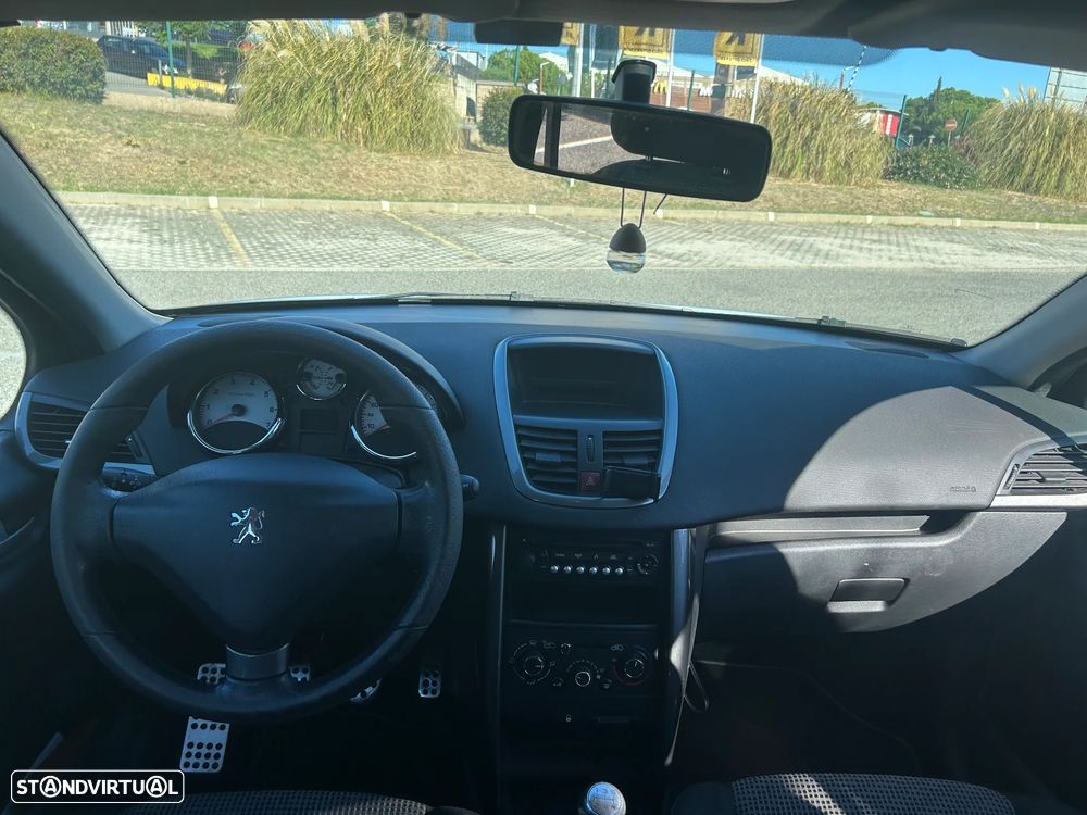 Peugeot 207 1.4 16V SE Sportium - 9