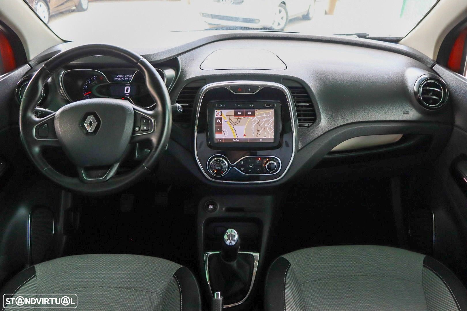 Renault Captur 1.5 dCi Exclusive - 11