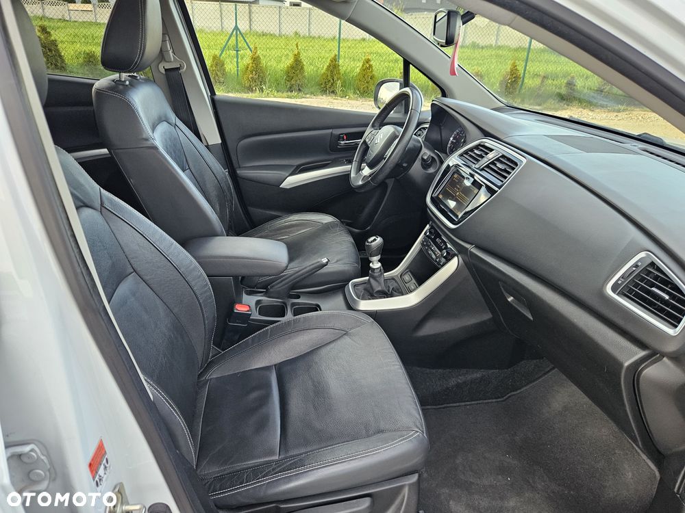 Suzuki SX4 S-Cross 1.4 Boosterjet Comfort - 15