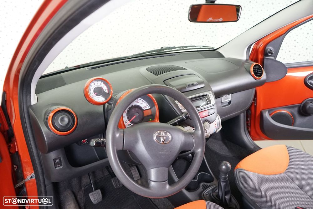 Toyota Aygo 1.0 Orange Edition - 15