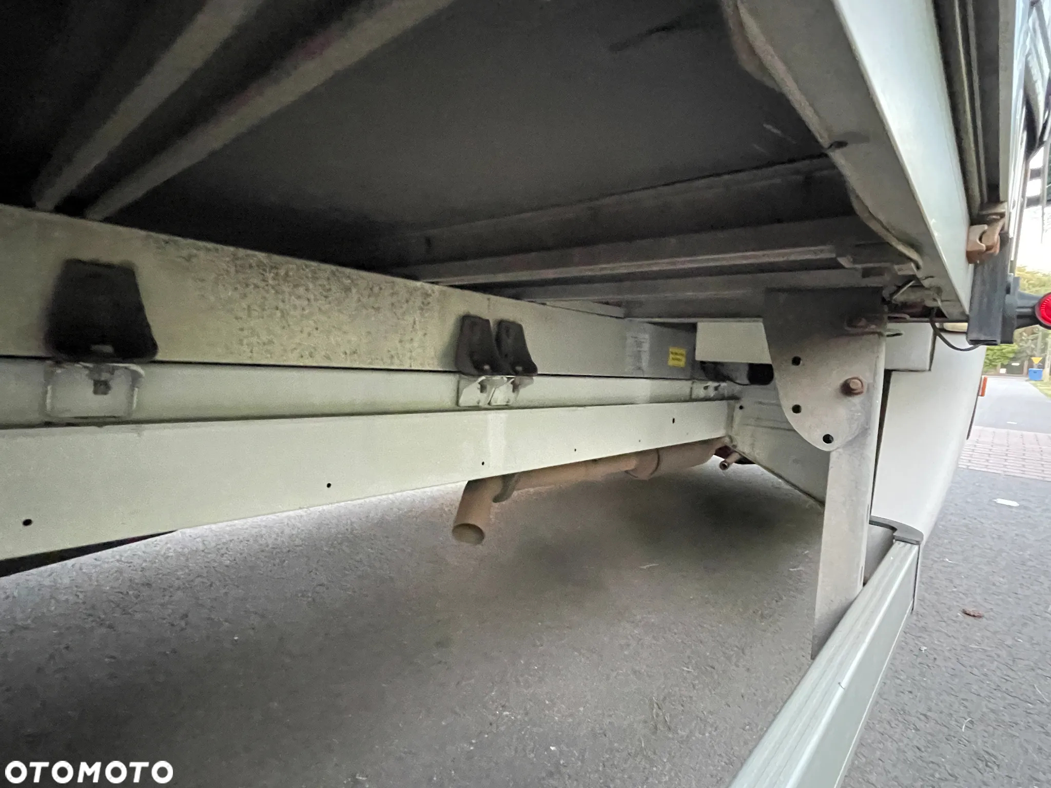 Mercedes-Benz SPRINTER - 24