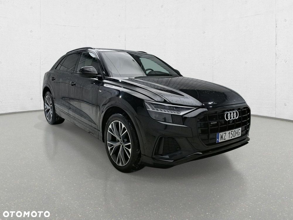 Audi Q8 - 1