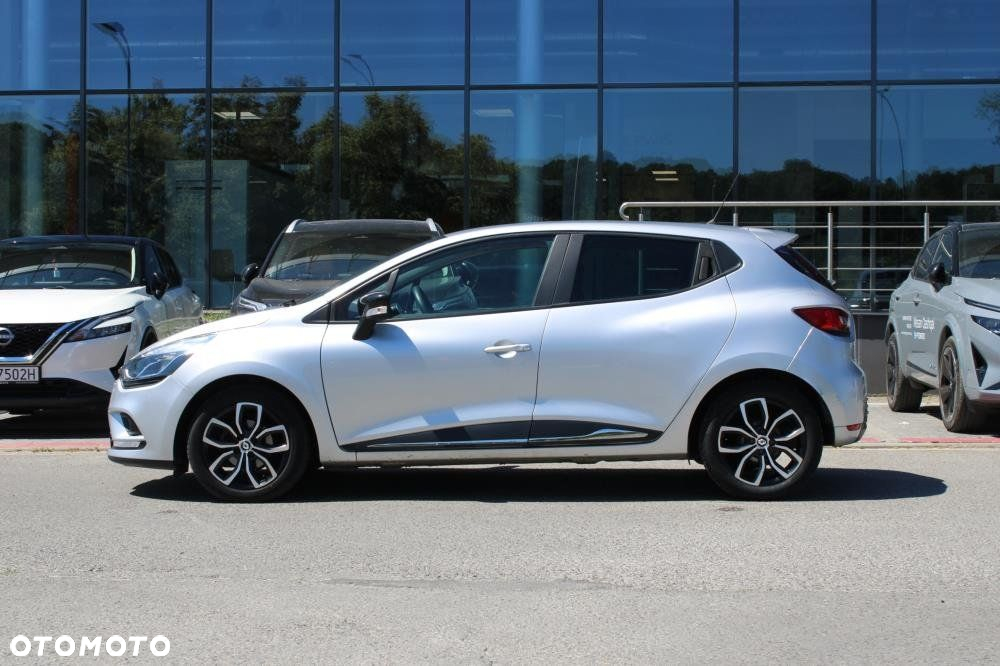 Renault Clio - 8