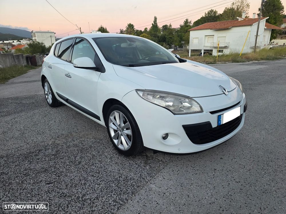 Renault Mégane 1.5 dCi Dynamique S - 9