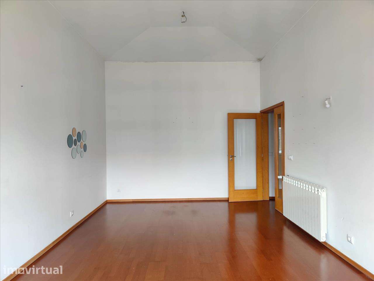 Apartamento T2 em Vila Nova de Gaia com Garagem e Elevador - Grande imagem: 4/23
