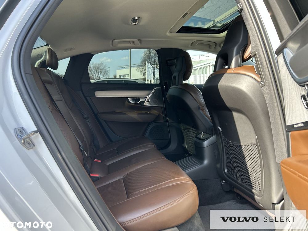Volvo S90 - 31