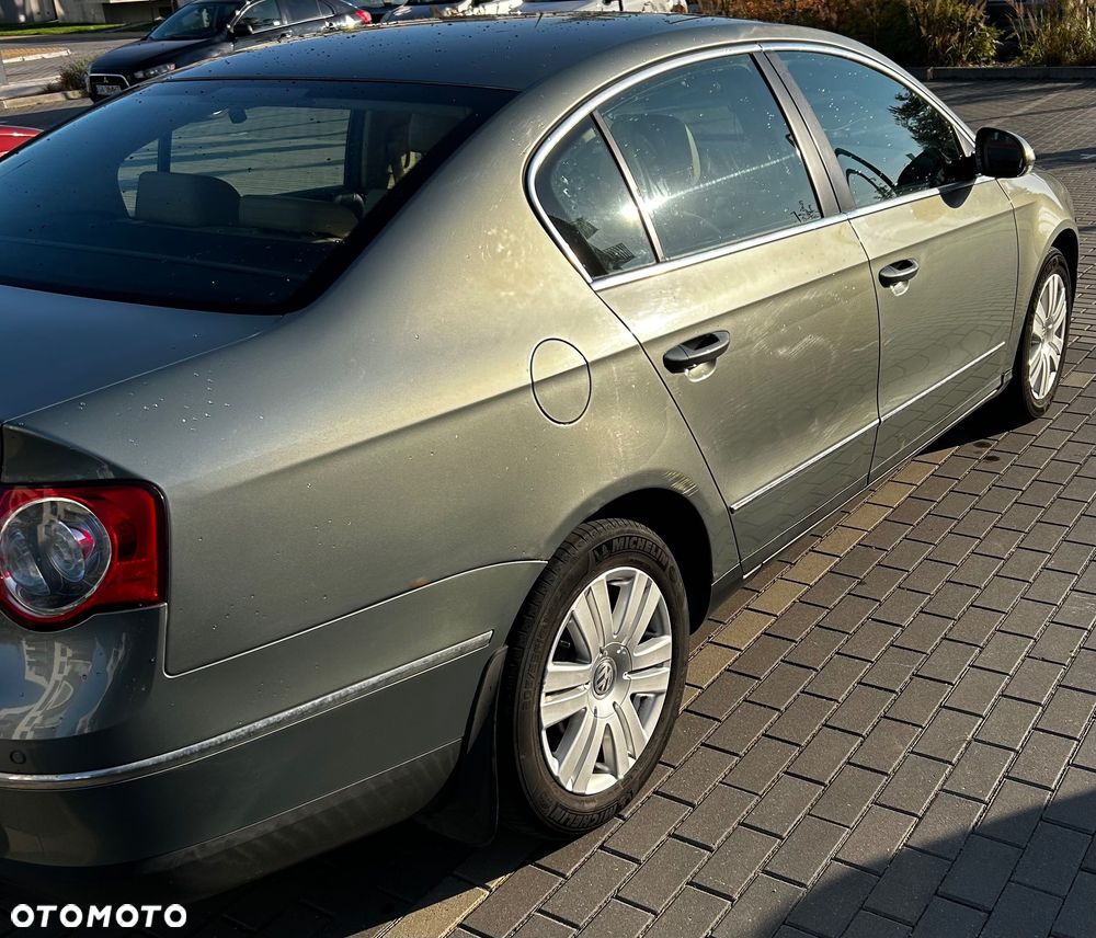Volkswagen Passat 2006 photo 4