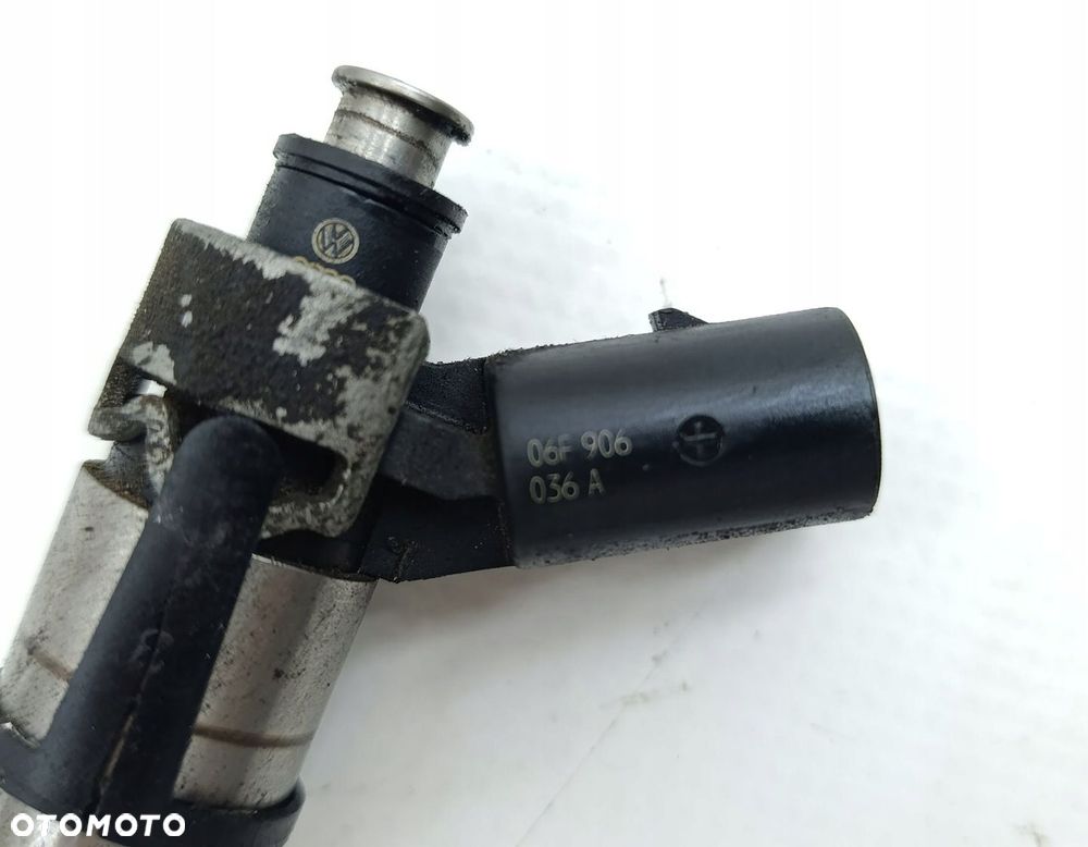 LISTWA WTRYSKOWA GAZU LPG AUDI A4 B8 2.0 TFSI 06J133317G 06H906036H - 2