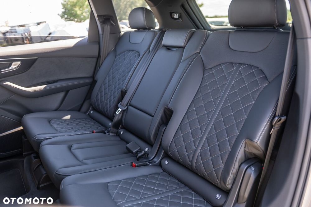 Audi Q7 - 21