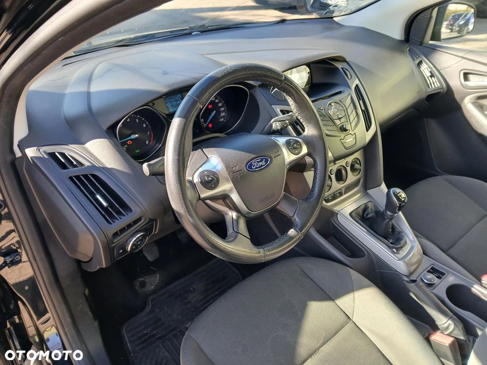 Ford Focus 1.6 Trend - 5