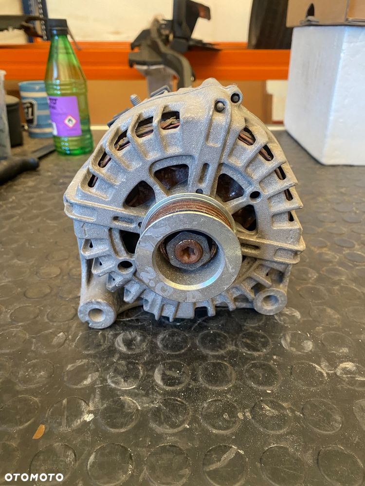 BMW X1 X3 E81 E87 E90 E91 E60 E61 E84 2.0D IGŁA ! ! po 39 tyś km! ALTERNATOR - 4