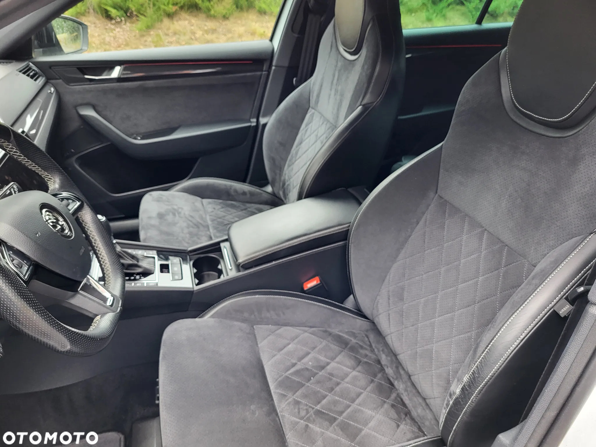 Skoda Superb 2.0 TSI 4x4 DSG Sportline - 11