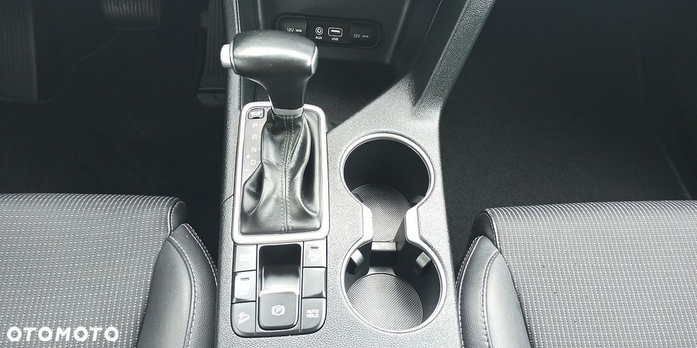 Kia Sportage 1.7 CRDI 2WD ISG Dream-Team Edition - 24