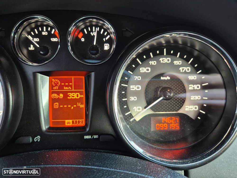 Peugeot RCZ 1.6 155 THP - 9