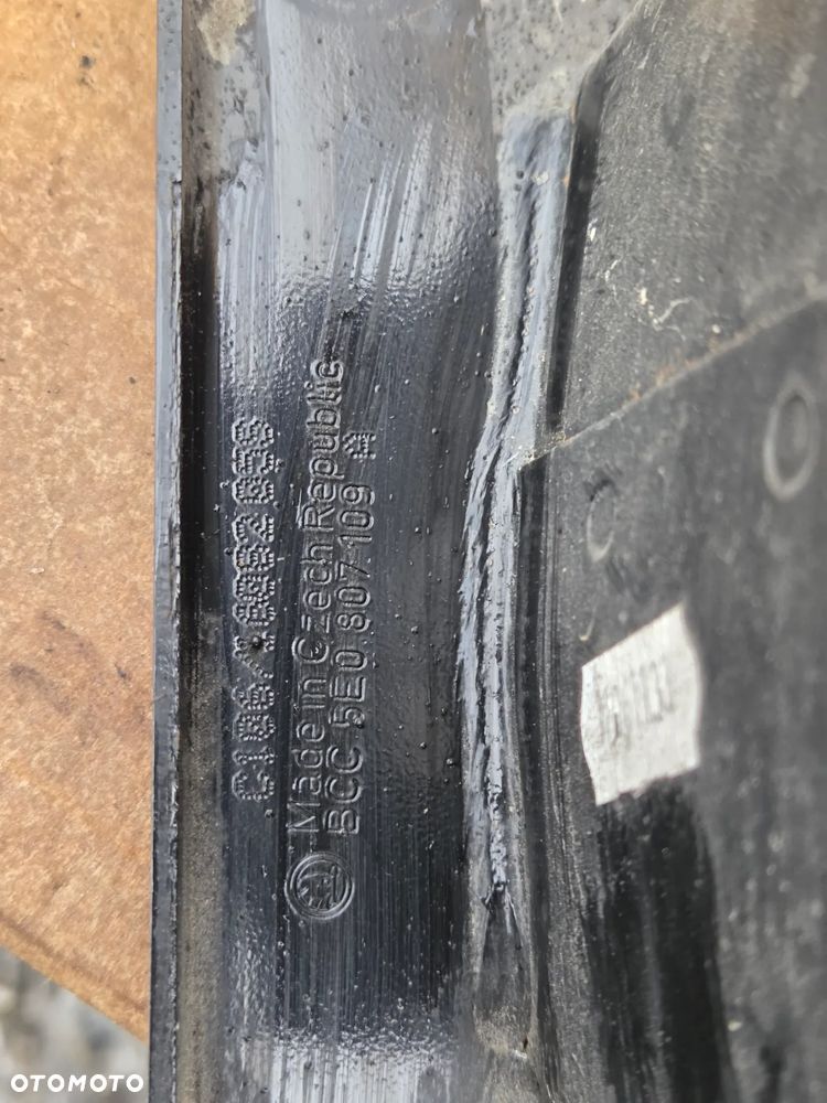Belka Pod Zderzak przód Przedni Škoda Octavia III 3 5E0807109A 5E0807248 wzmocnienie zderzaka przód przednie Skoda Octavia III 3 - 17