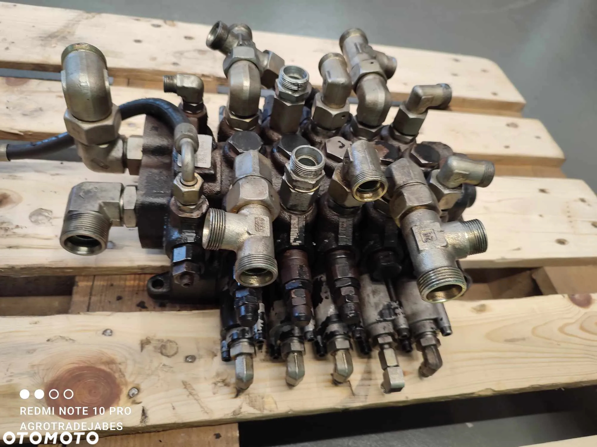 Rozdzielacz hydrauliczny Kramer Allrad 4017 (1000142889 HUSCO) - 10