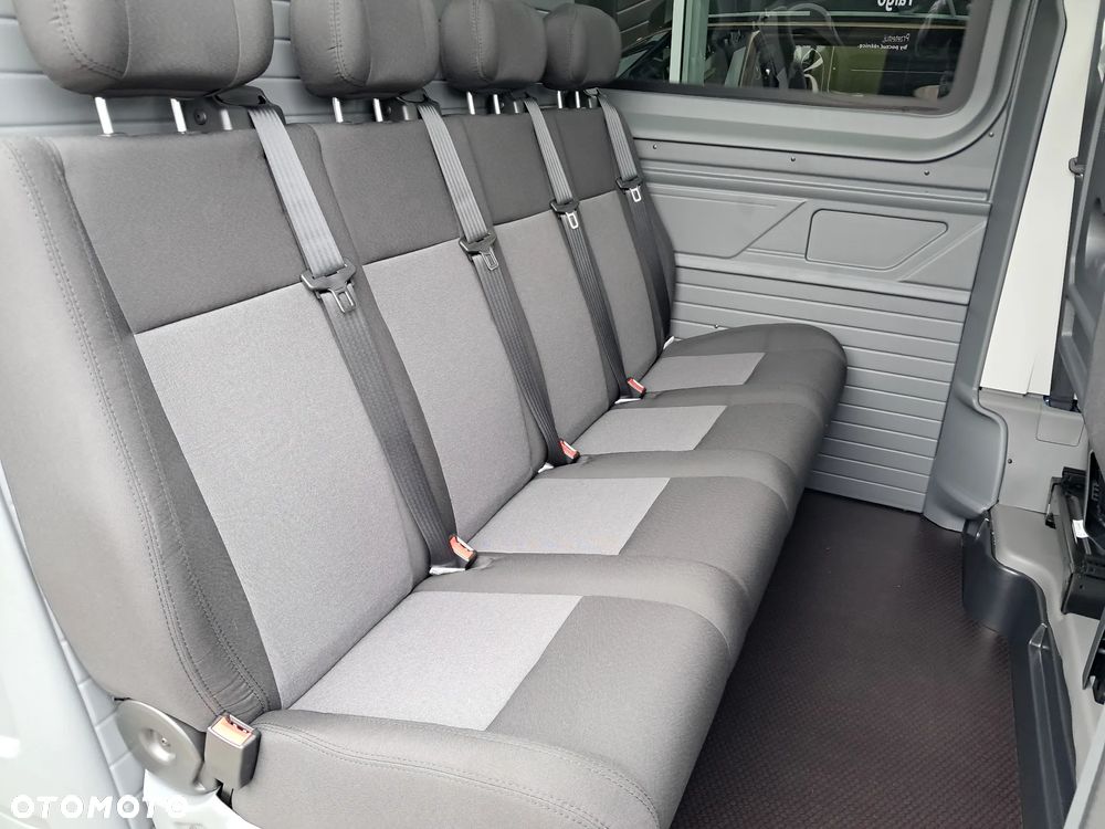 Volkswagen Crafter - 10