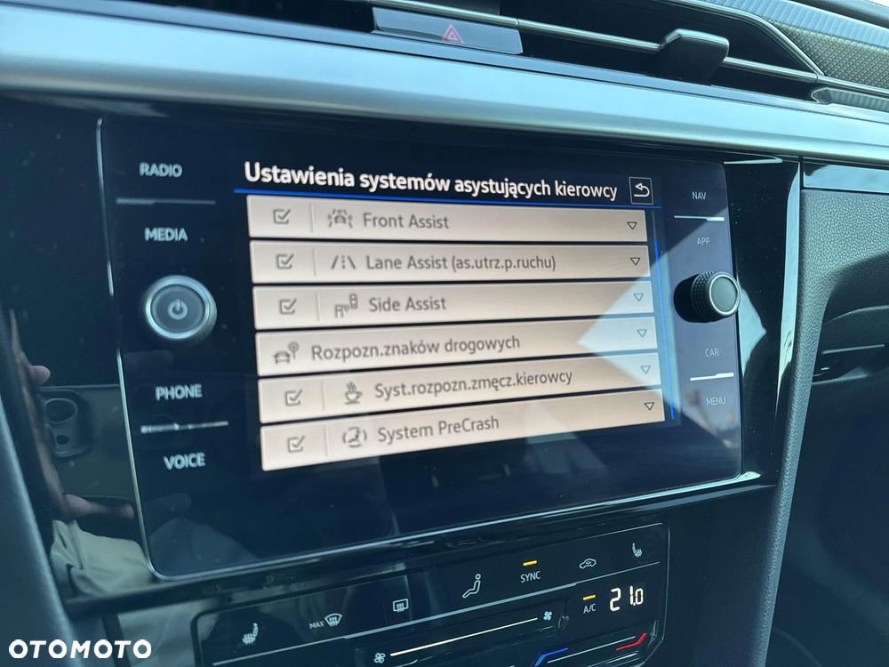 Volkswagen Arteon 2.0 TSI R-Line DSG - 24