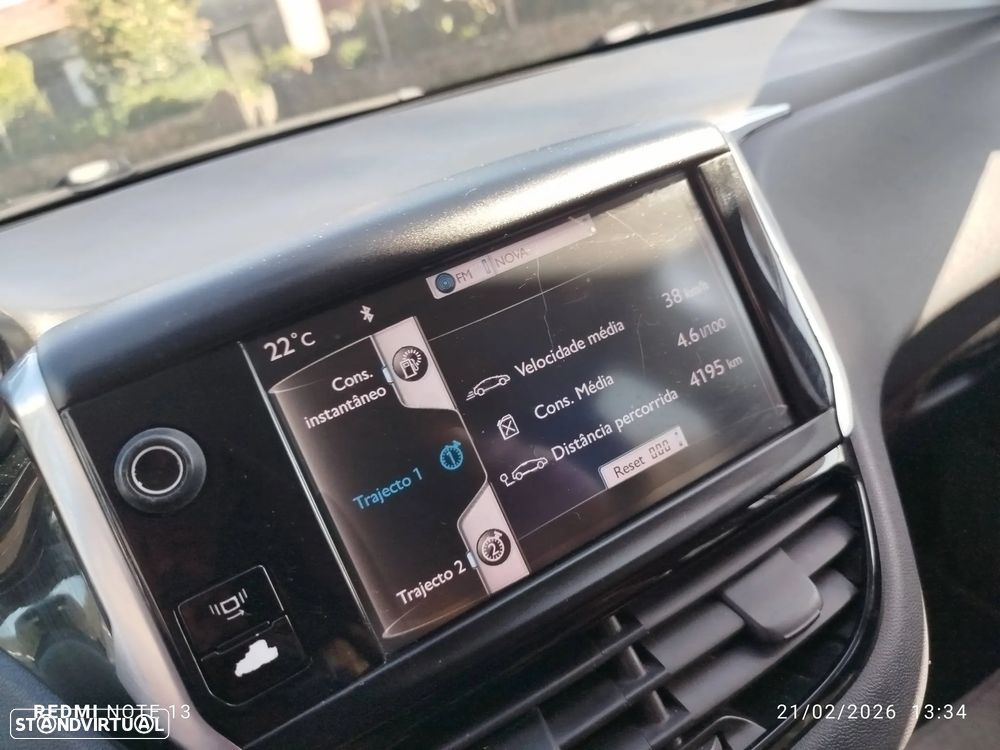 Peugeot 208 1.4 HDi Allure - 9