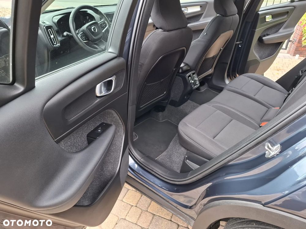 Volvo XC 40 T2 Core - 31