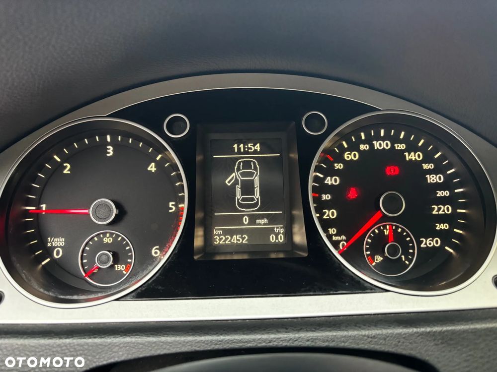 Volkswagen Passat 2.0 TDI Comfortline - 6