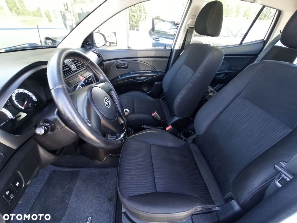 Kia Picanto - 8