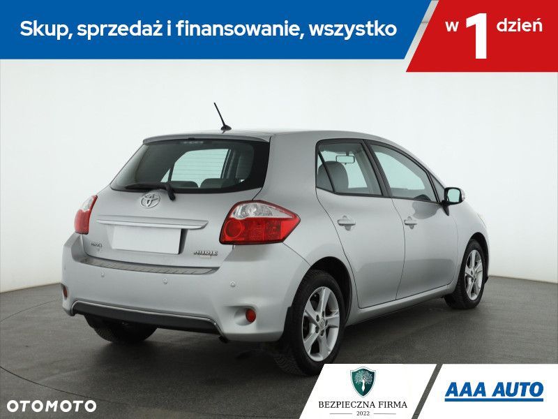 Toyota Auris - 7