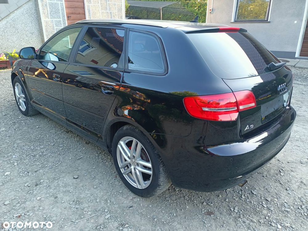 Audi A3 Sportback - 8