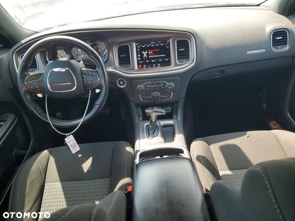 Dodge Charger - 7