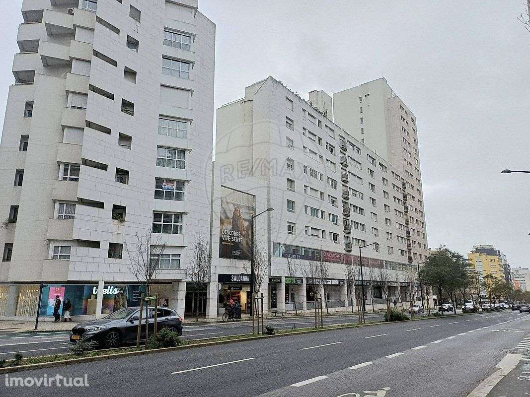 Garagem  para arrendamento - Grande imagem: 4/6